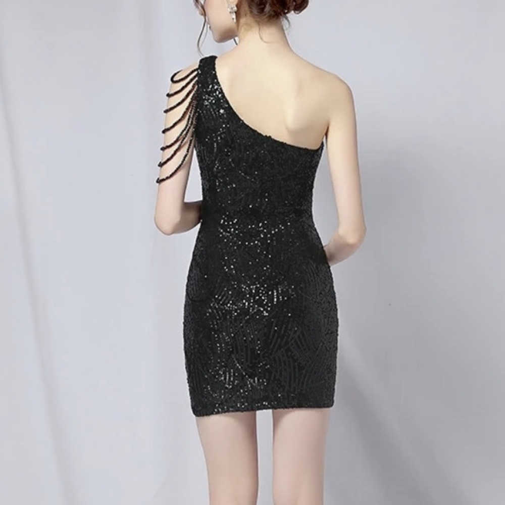 NWT One Shoulder Sequins Mini Dress - Picture 3 of 9